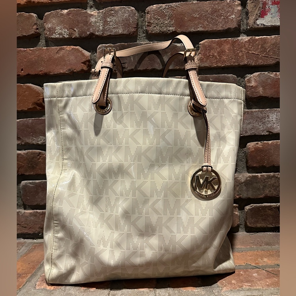 MK large tote